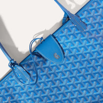 <tc>Goyard</tc> クロック・ユニバーセル