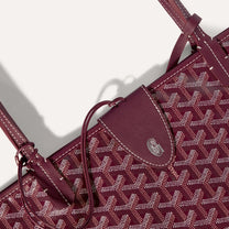 <tc>Goyard</tc> クロック・ユニバーセル