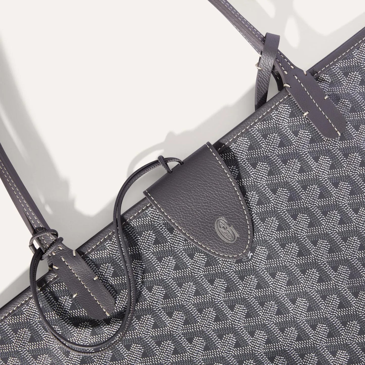 <tc>Goyard</tc> クロック・ユニバーセル