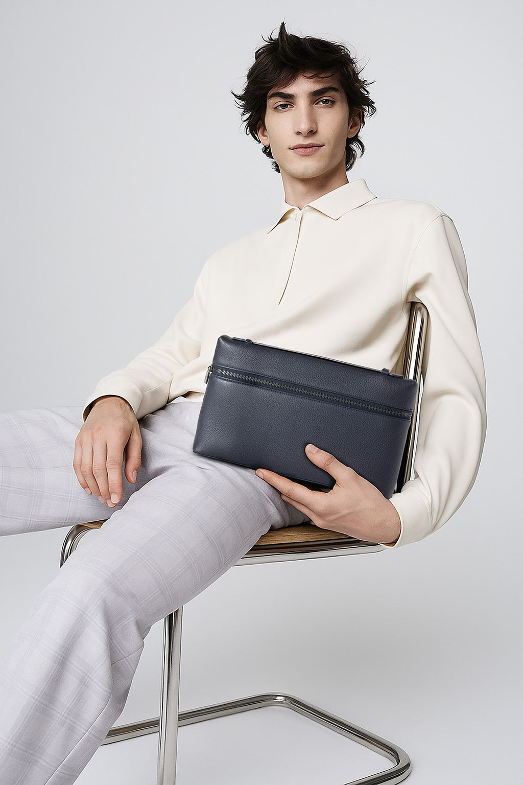 <tc>Loro Piana</tc> 男士額外手拿包 L29