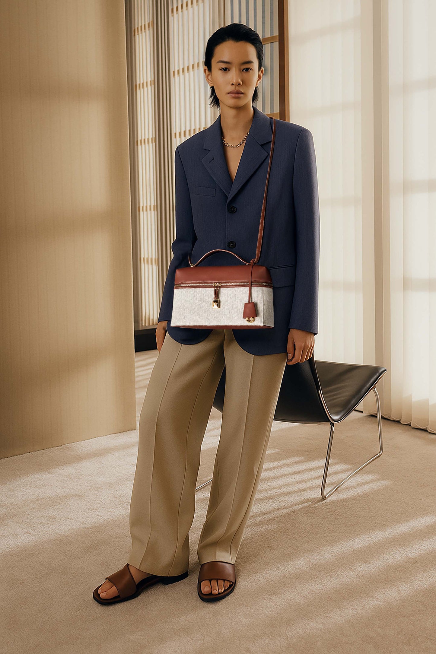 <tc>Loro Piana</tc> 女士 Extra 包 L27