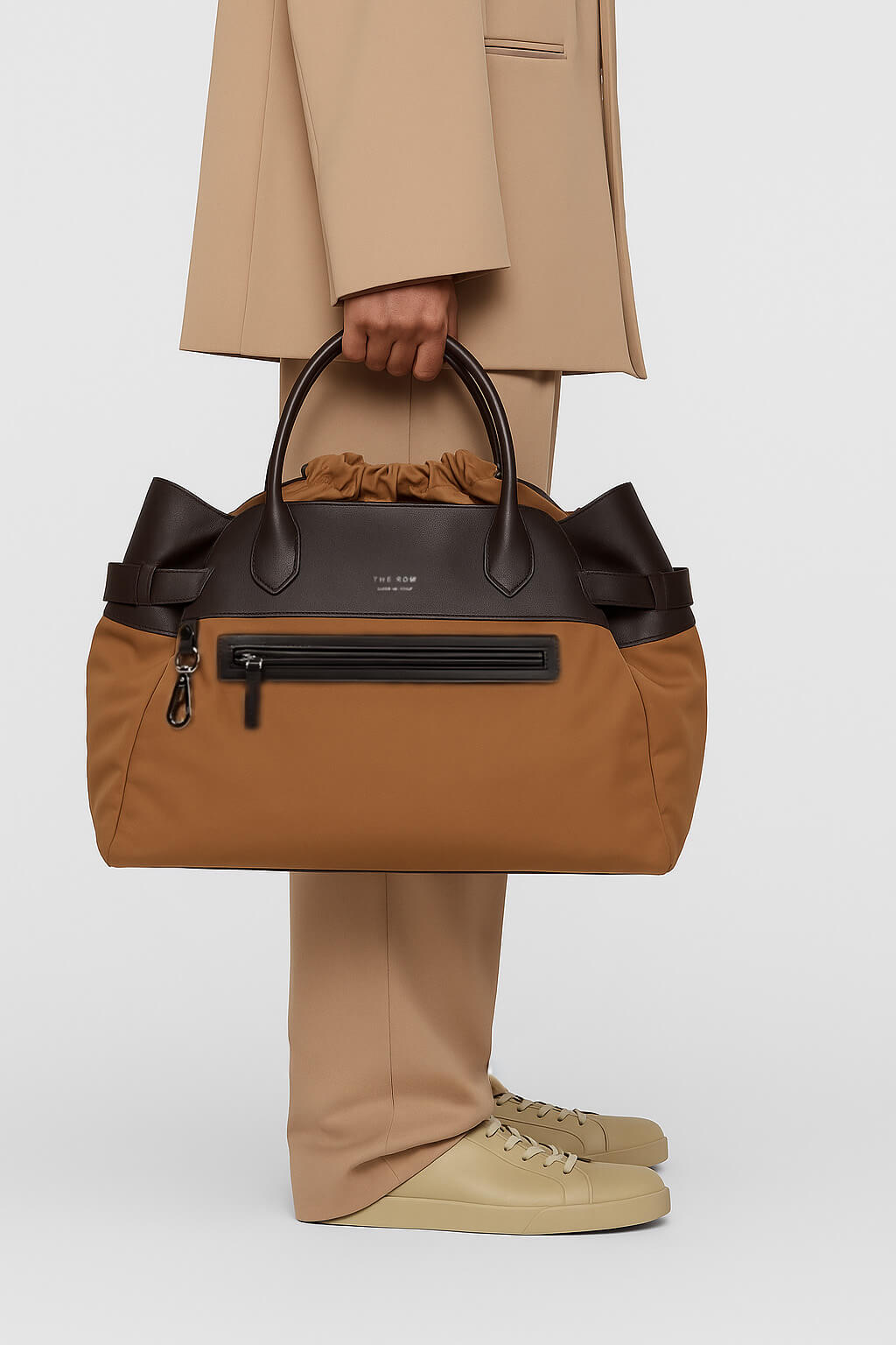 <tc>The Row</tc> Margaux 17 內外扣皮革帆布托特包