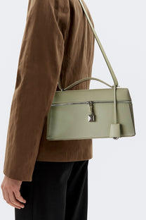 <tc>Loro Piana</tc> 女士 Extra 包 L27