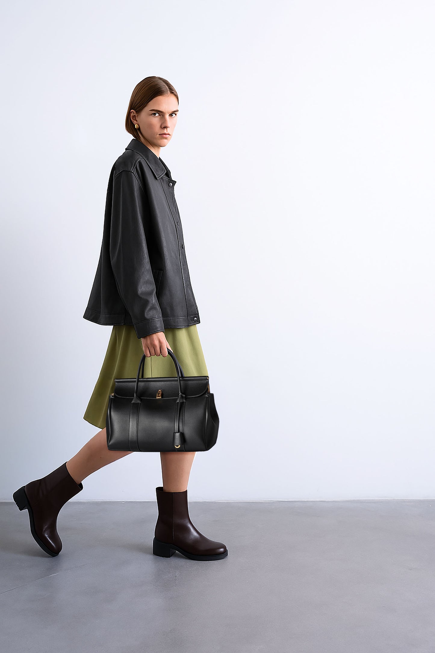 <tc>Loro Piana</tc> 女士 Loom 包 L32