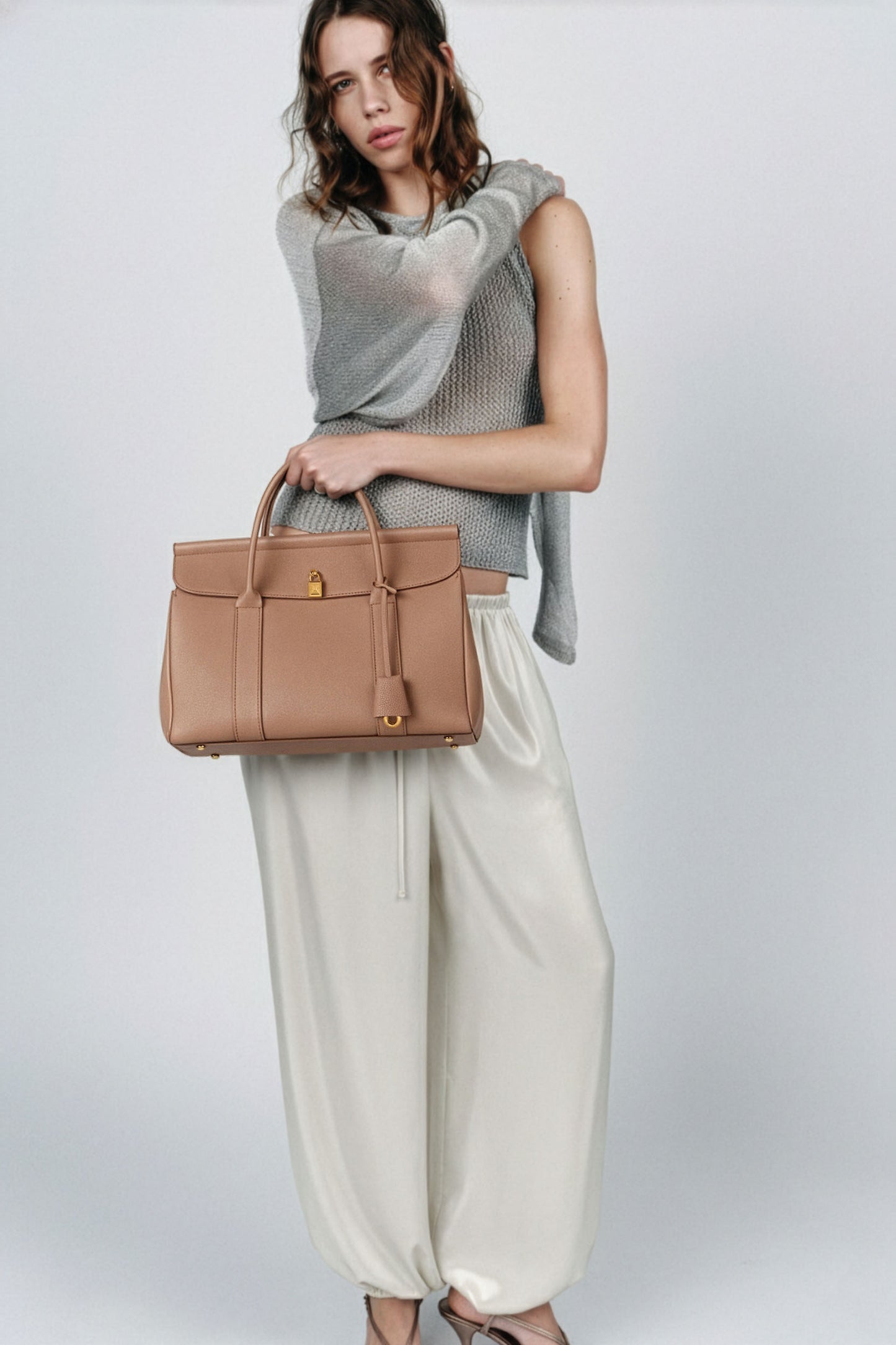 Loro Piana Women's Loom bag L32