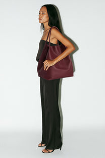 <tc>Loro Piana</tc> 女士超大號 Bale Hobo 包