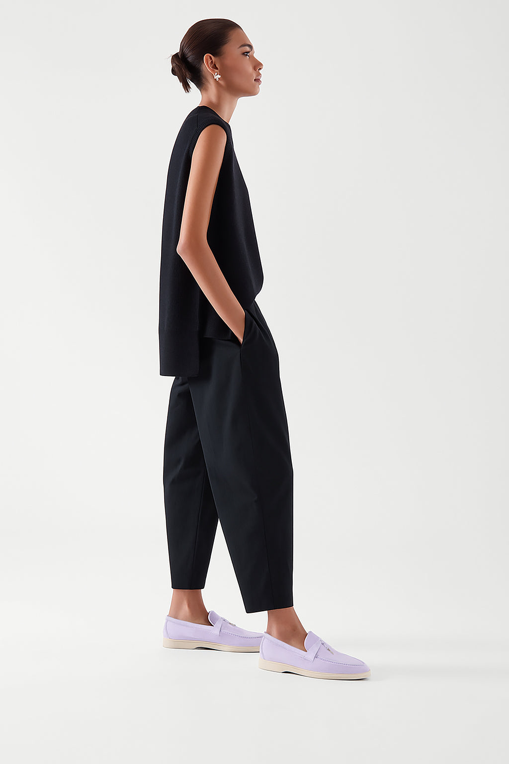 <tc>Loro Piana</tc> 女士夏季 Charms Walk 樂福鞋（絨面革）
