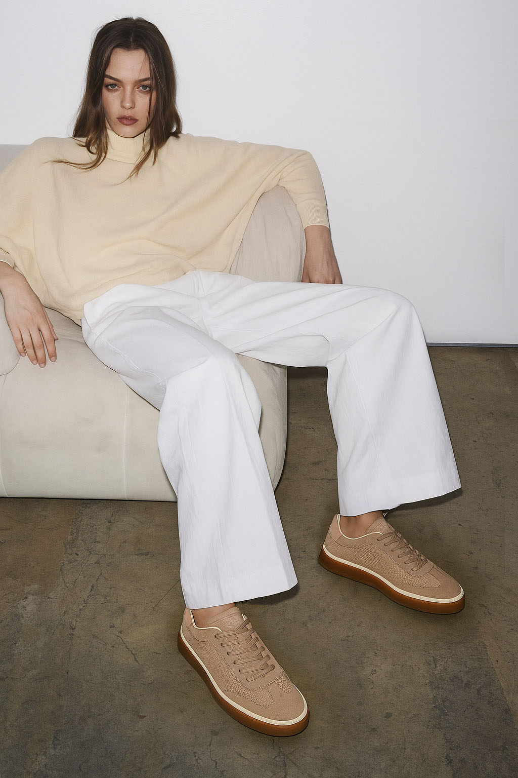 <tc>Loro Piana</tc> 女款 Tennis Walk 運動鞋（絨面小牛皮）