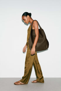 <tc>Loro Piana</tc> 女士超大號 Bale Hobo 包