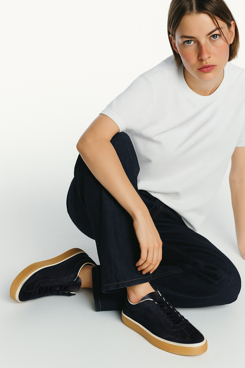 <tc>Loro Piana</tc> 女款 Tennis Walk 運動鞋（絨面小牛皮）