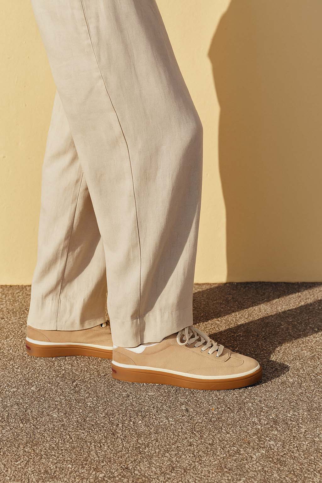 <tc>Loro Piana</tc> 女款 Tennis Walk 運動鞋（絨面小牛皮）