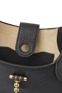<tc>Loro Piana</tc> กระเป๋าผ้ากระสอบมินิสำหรับคุณผู้หญิง