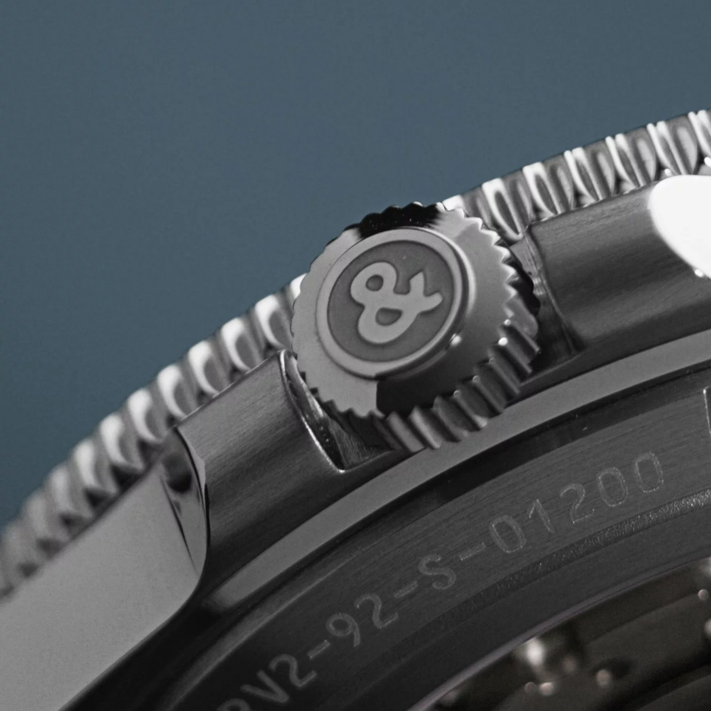 Bell & Ross BR V2-92 STEEL HERITAGE