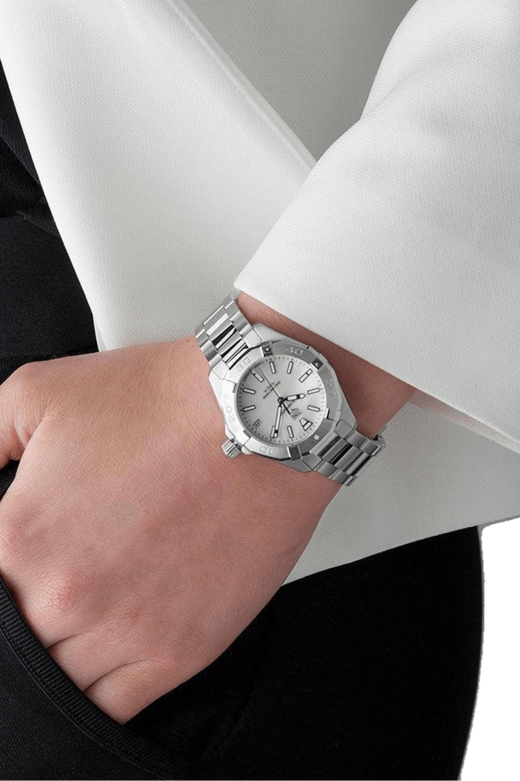 TAG Heuer Aquaracer 300M Quartz 32mm Women's Watch